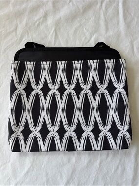 thirty-one “Oh-Snap” Pocket Organizer- New